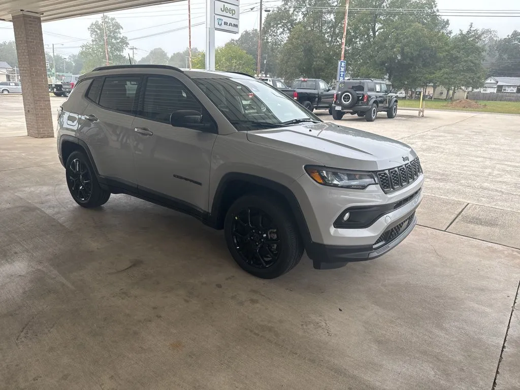 2026 Jeep Compass Altitude - Photo 3