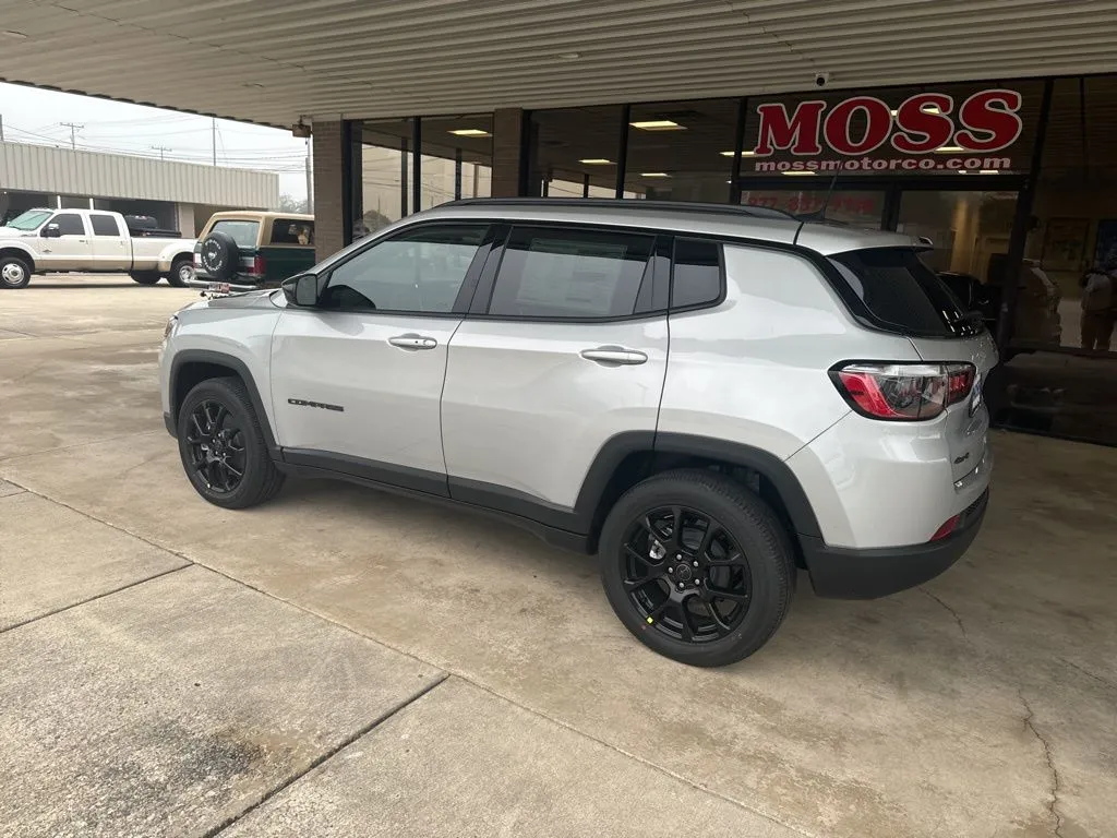 2026 Jeep Compass Latitude Altitude - Photo 6