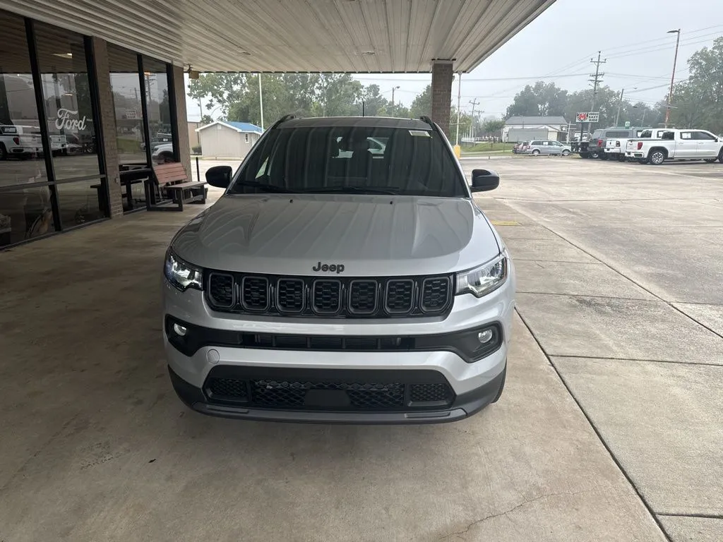 2026 Jeep Compass Altitude - Photo 2