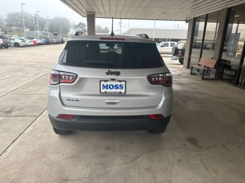 More photos of 2026 Jeep Compass Latitude at Moss Motor Company, TN