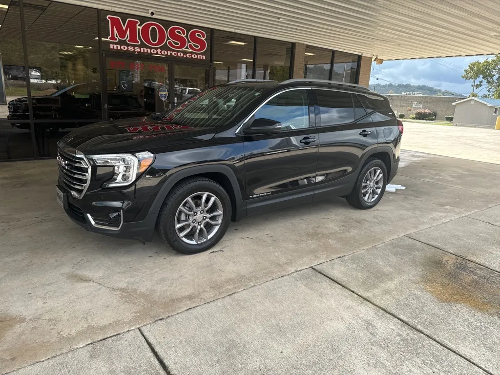 Black 2022 GMC Terrain SLT for sale in South Pittsburg, TN