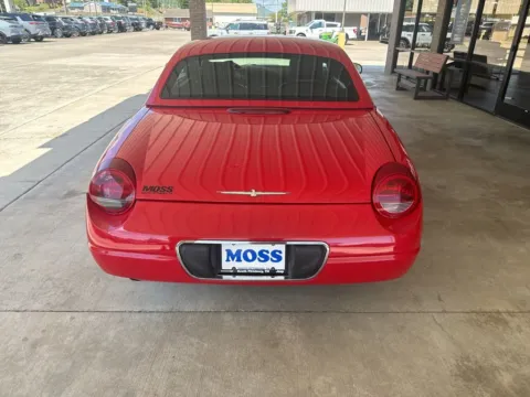 More photos of 2003 Ford Thunderbird at Moss Motor Company, TN