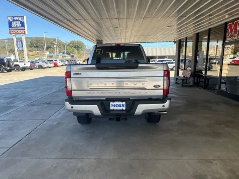 More photos of 2019 Ford F-250SD Platinum at Moss Motor Company, TN