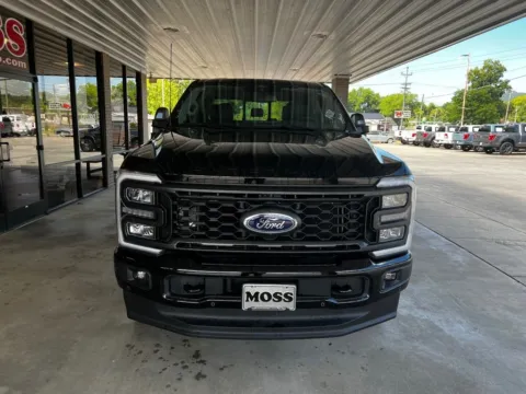 Photos of 2024 Ford F-250SD Lariat for sale in South Pittsburg, TN at Moss Motor Company