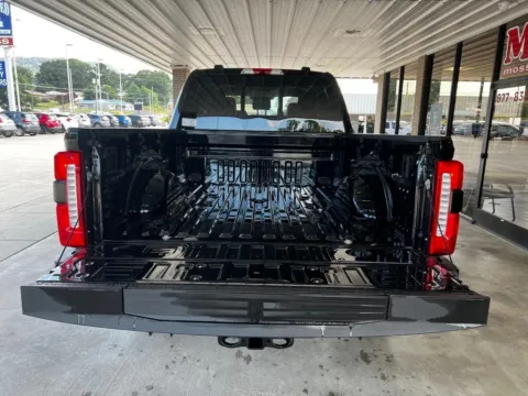 More photos of 2024 Ford F-250SD Lariat at Moss Motor Company, TN