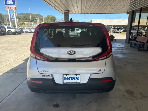 More photos of 2020 Kia Soul S at Moss Motor Company, TN