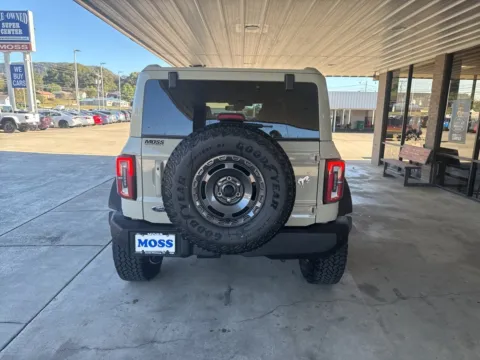 More photos of 2025 Ford Bronco Outer Banks at Moss Motor Company, TN