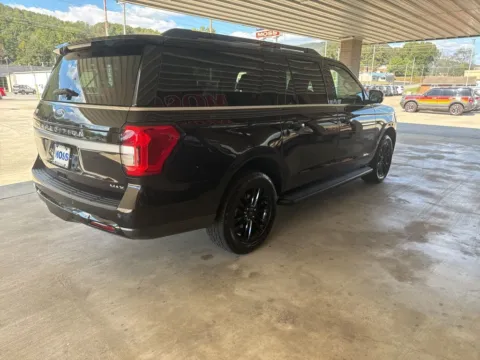 More photos of 2024 Ford Expedition Max XLT at Moss Motor Company, TN