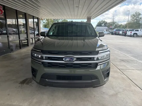 Photos of 2024 Ford Expedition Max XLT for sale in South Pittsburg, TN at Moss Motor Company