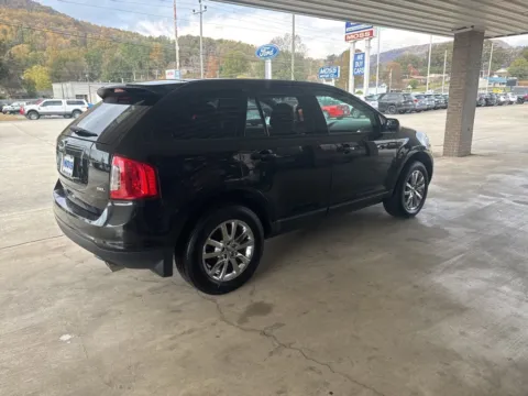 More photos of 2014 Ford Edge SEL at Moss Motor Company, TN