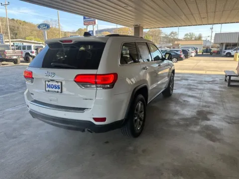 More photos of 2015 Jeep Grand Cherokee Limited at Moss Motor Company, TN