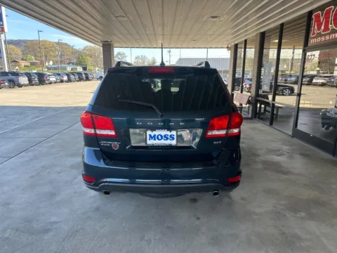 More photos of 2015 Dodge Journey SXT at Moss Motor Company, TN