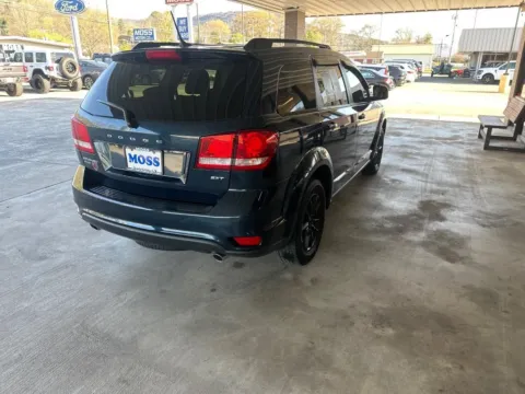 More photos of 2015 Dodge Journey SXT at Moss Motor Company, TN