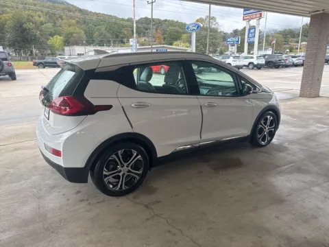 More photos of 2021 Chevrolet Bolt EV Premier at Moss Motor Company, TN