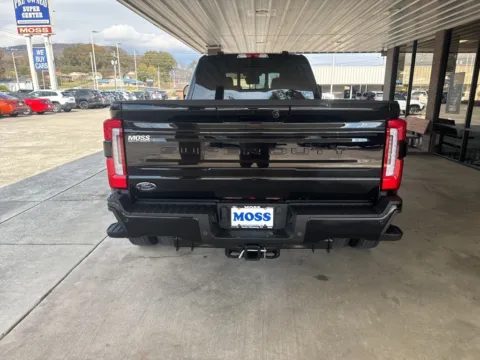 More photos of 2026 Ford F-450SD Platinum at Moss Motor Company, TN