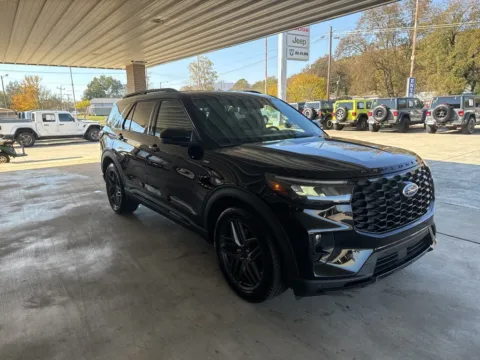 Another view of 2026 Ford Explorer ST-Line for sale in South Pittsburg, TN at Moss Motor Company