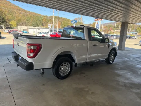More photos of 2022 Ford F-150 XL at Moss Motor Company, TN