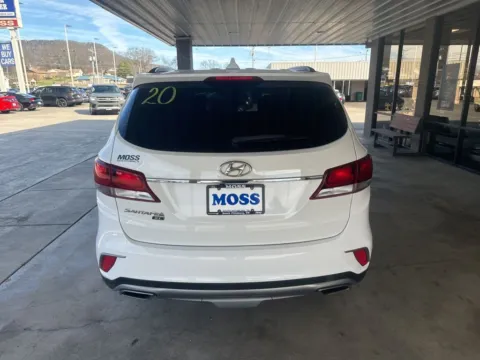 More photos of 2019 Hyundai Santa Fe XL SE at Moss Motor Company, TN