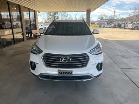 Photos of 2019 Hyundai Santa Fe XL SE for sale in South Pittsburg, TN at Moss Motor Company