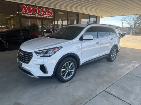 White 2019 Hyundai Santa Fe XL SE for sale in South Pittsburg, TN