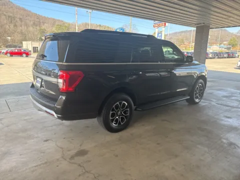 More photos of 2024 Ford Expedition XLT at Moss Motor Company, TN