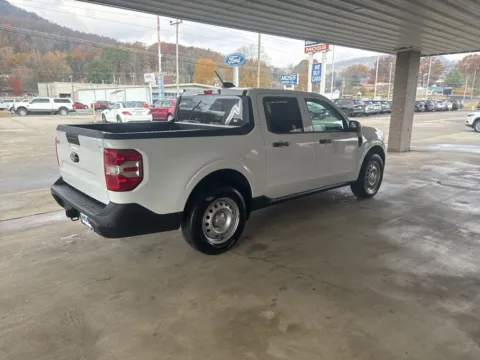 More photos of 2025 Ford Maverick XL at Moss Motor Company, TN
