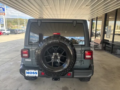 More photos of 2025 Jeep Wrangler Willys at Moss Motor Company, TN
