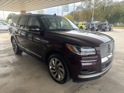 Another view of 2024 Lincoln Navigator Reserve for sale in South Pittsburg, TN at Moss Motor Company