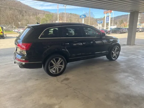More photos of 2015 Audi Q7 3.0 TDI Premium Plus at Moss Motor Company, TN