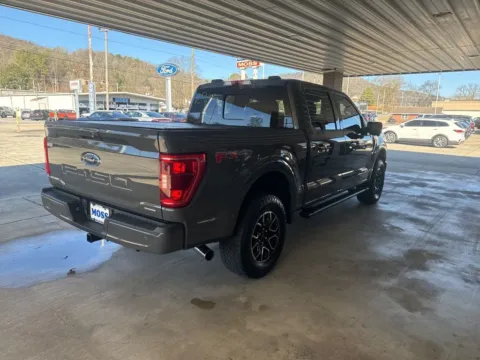 More photos of 2021 Ford F-150 XLT at Moss Motor Company, TN