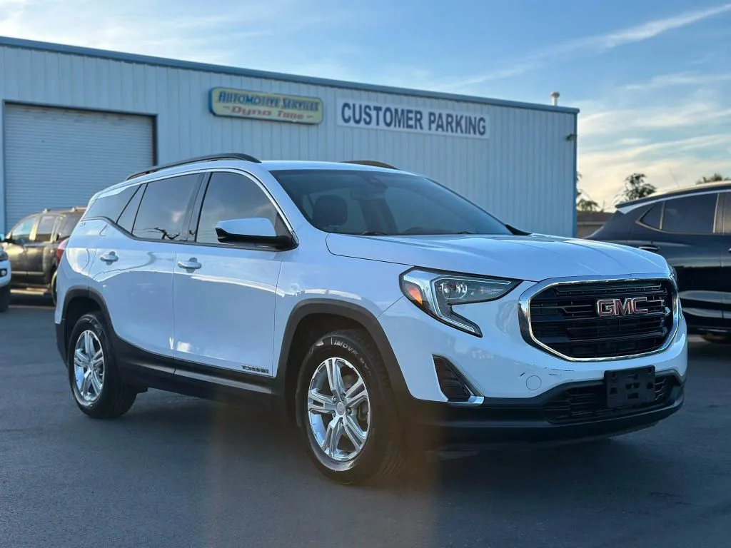 White 2020 GMC Terrain SLE Sport Utility 4D for sale in Las Cruces, NM