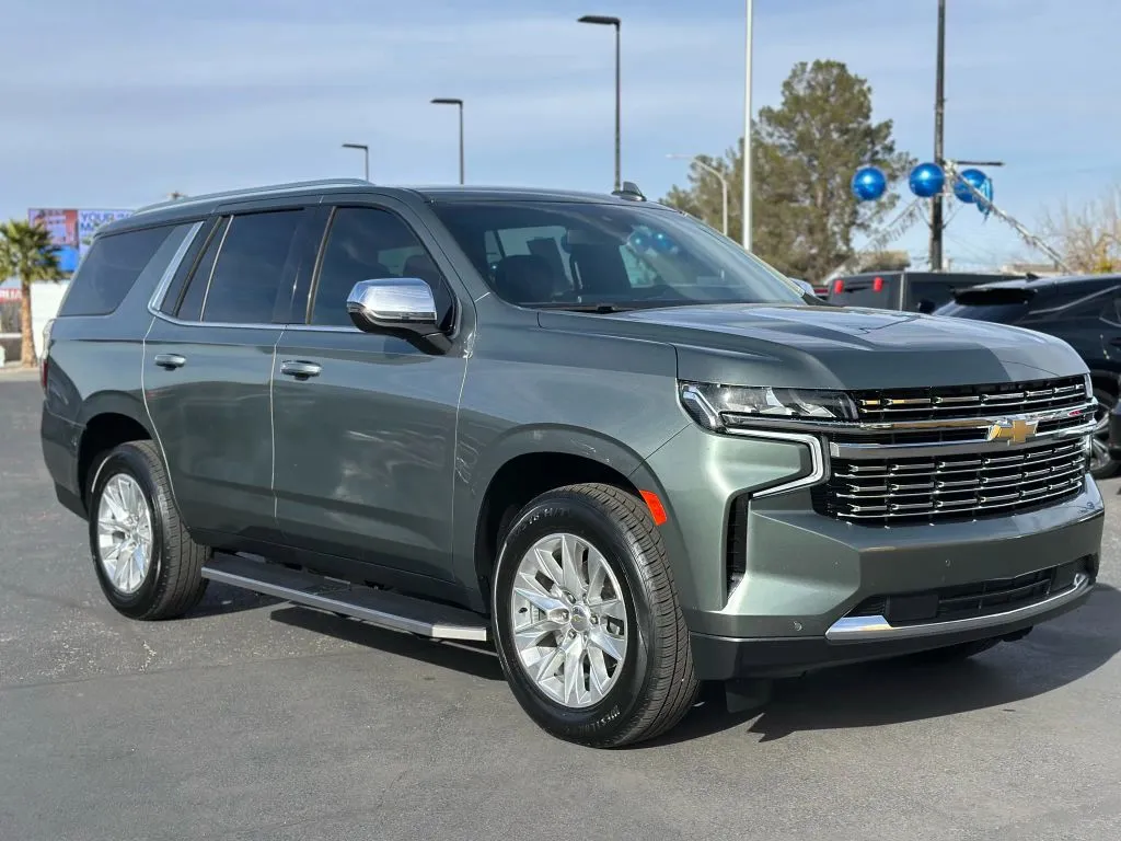 2023 Chevrolet Tahoe Premier's photo