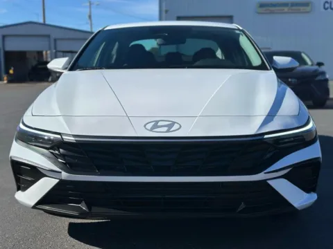 Photos of 2025 Hyundai Elantra SE Sedan 4D for sale in Las Cruces, NM at L&L Auto Sales