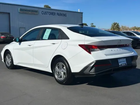 More photos of 2025 Hyundai Elantra SE Sedan 4D at L&L Auto Sales, NM