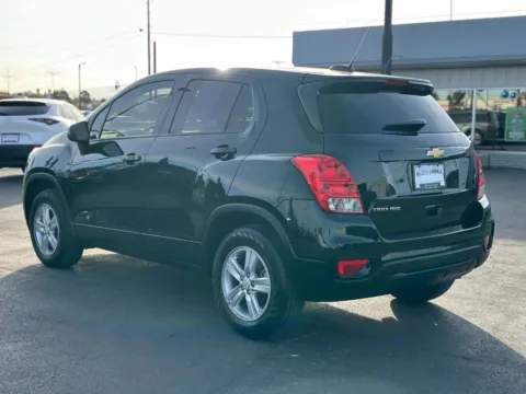 More photos of 2022 Chevrolet Trax LS Sport Utility 4D at L&L Auto Sales, NM