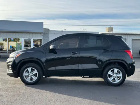 More photos of 2022 Chevrolet Trax LS Sport Utility 4D at L&L Auto Sales, NM