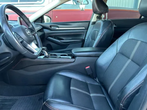 Another view of 2023 Nissan Altima 2.5 SR Sedan 4D for sale in Las Cruces, NM at L&L Auto Sales