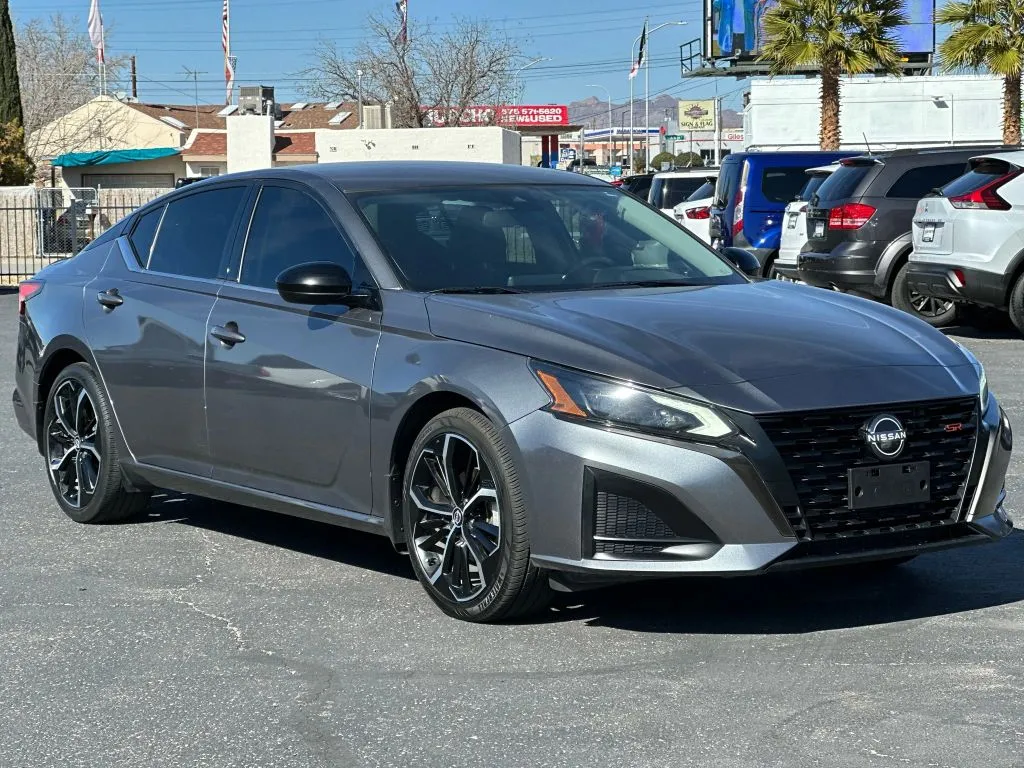 Gray 2023 Nissan Altima 2.5 SR Sedan 4D for sale in Las Cruces, NM