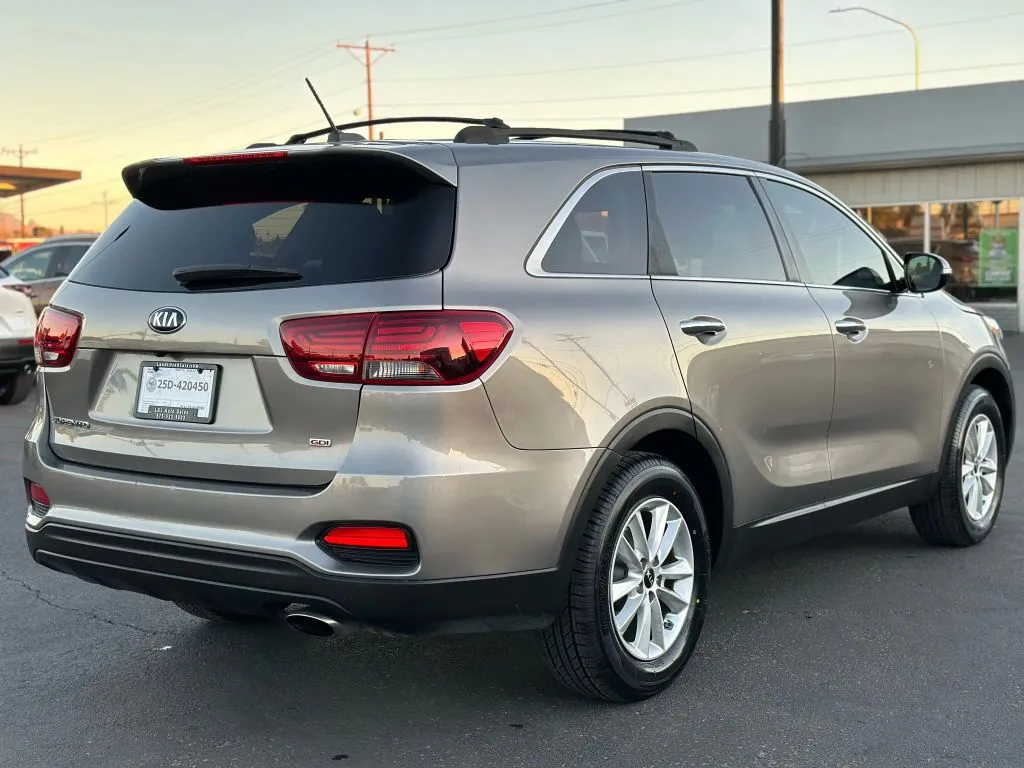 Image of 2019 Kia Sorento LX Sport Utility 4D