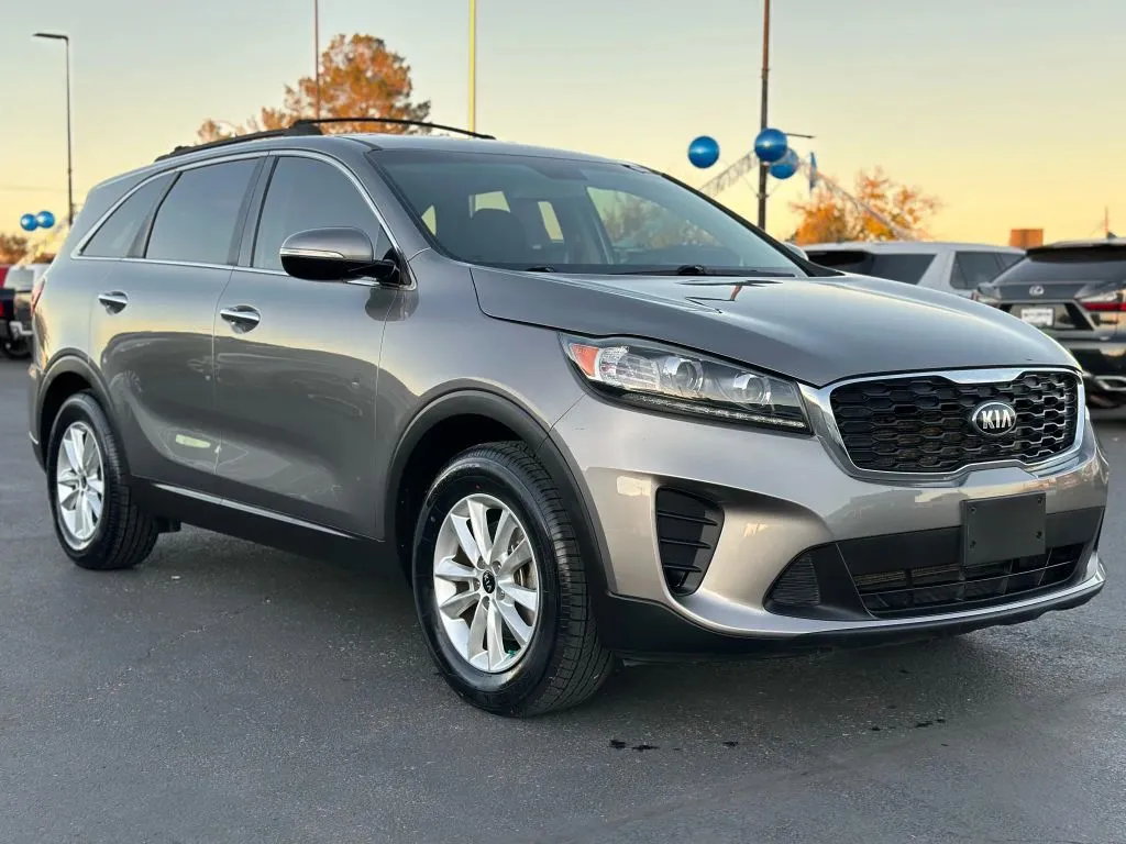 Gray 2019 Kia Sorento LX Sport Utility 4D for sale in Las Cruces, NM