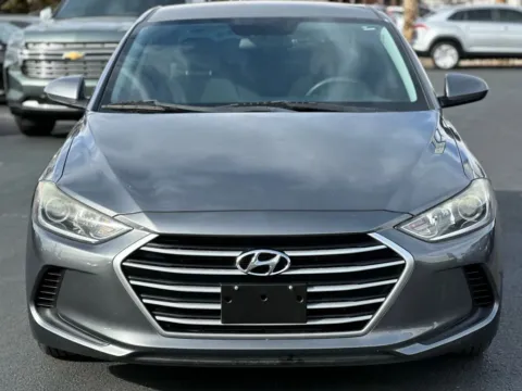 Photos of 2018 Hyundai Elantra SEL Sedan 4D for sale in Las Cruces, NM at L&L Auto Sales