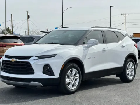 Another view of 2020 Chevrolet Blazer 2LT Sport Utility 4D for sale in Las Cruces, NM at L&L Auto Sales