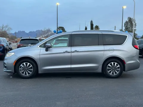 More photos of 2021 Chrysler Pacifica Touring L Minivan 4D at L&L Auto Sales, NM