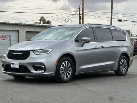 Another view of 2021 Chrysler Pacifica Touring L Minivan 4D for sale in Las Cruces, NM at L&L Auto Sales