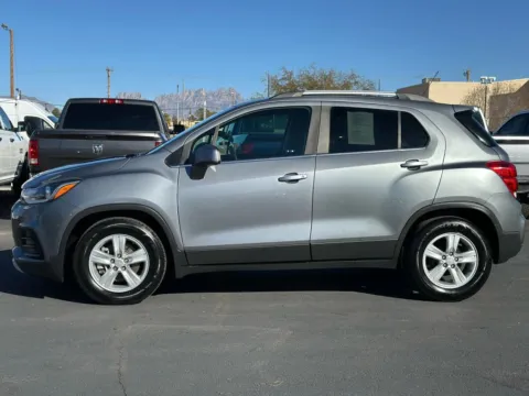 More photos of 2020 Chevrolet Trax LT Sport Utility 4D at L&L Auto Sales, NM