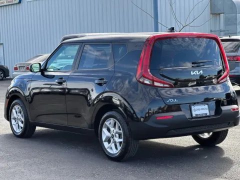 More photos of 2022 Kia Soul LX Wagon 4D at L&L Auto Sales, NM