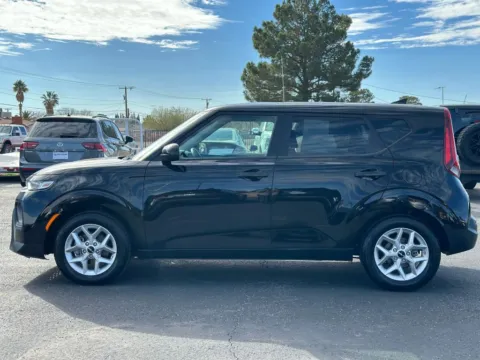 More photos of 2022 Kia Soul LX Wagon 4D at L&L Auto Sales, NM