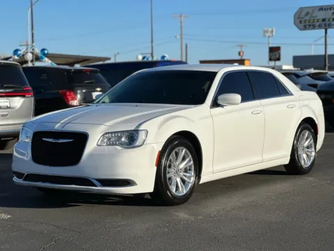 Another view of 2018 Chrysler 300 Touring L Sedan 4D for sale in Las Cruces, NM at L&L Auto Sales