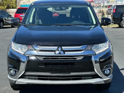 Photos of 2017 Mitsubishi Outlander SE Sport Utility 4D for sale in Las Cruces, NM at L&L Auto Sales