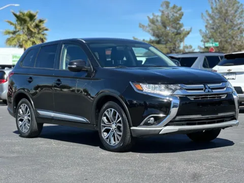 Black 2017 Mitsubishi Outlander SE Sport Utility 4D for sale in Las Cruces, NM